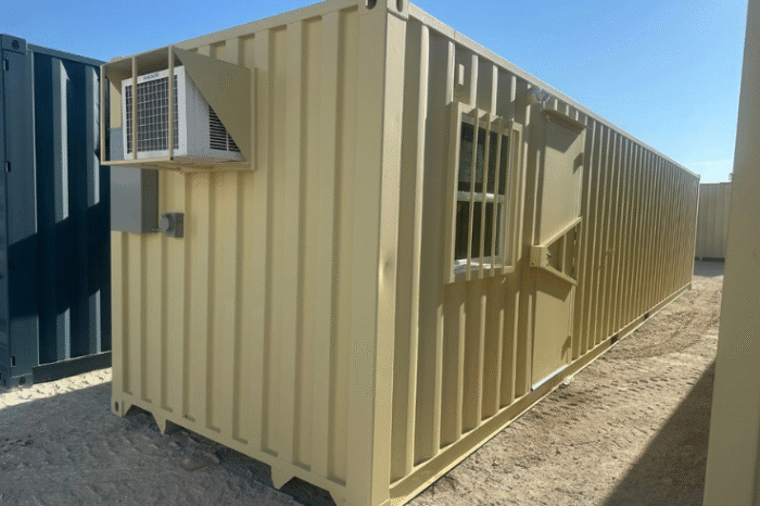 40ft Mobile Office Shipping Container with Storage (10/30) (40HCMOS1030)