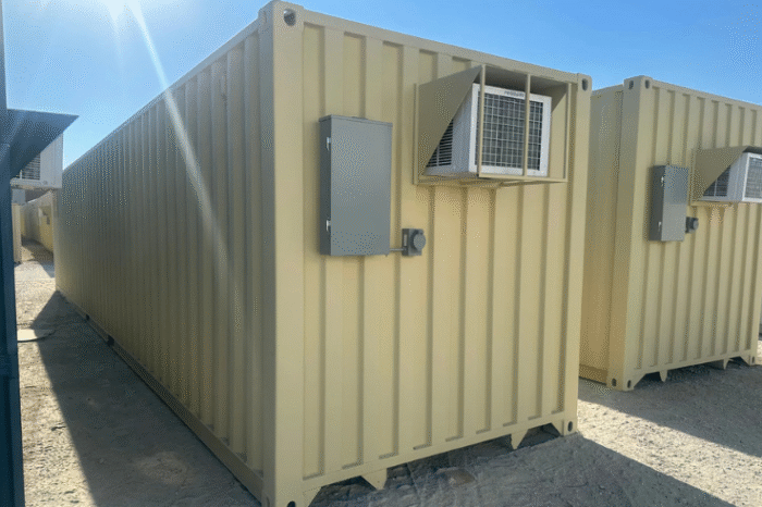 40ft Mobile Office Shipping Container with Storage (10/30) (40HCMOS1030)